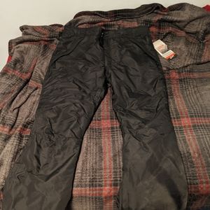 Skiing pants